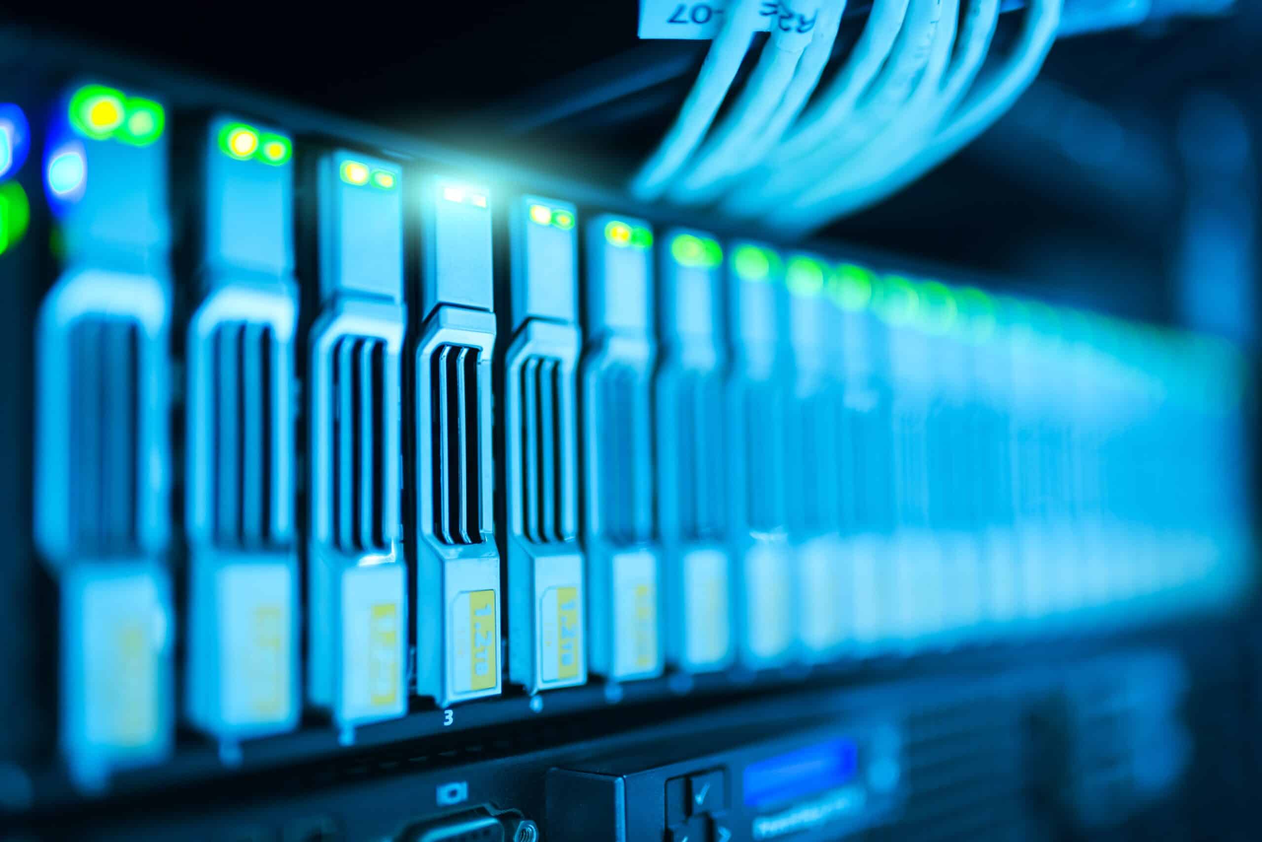 When To Use Serverless vs Containers