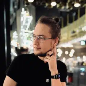 Viacheslav Ovchynnikov - Headshot - Edited